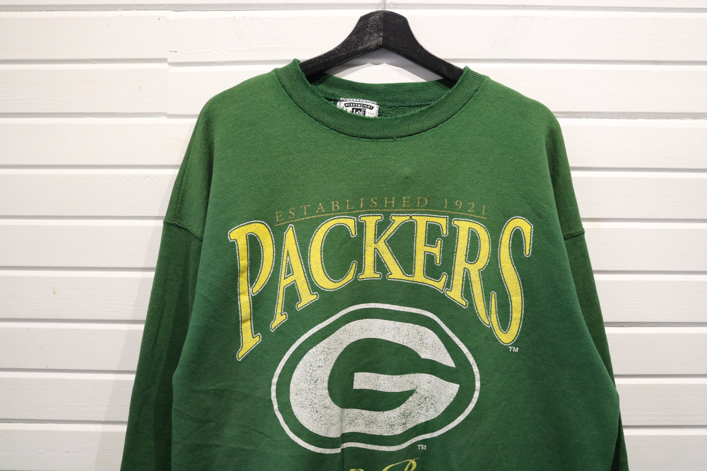 Green-Bay Packers Sweatshirt | Vintage 90s Crewneck Pullover | Bold NFL Graphic Sweater | Classic Fan Gear