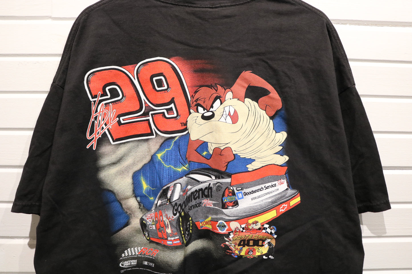 Chase-Authentics Taz Looney-Tunes NASCAR T-Shirt | Vintage 2000s Racing Graphic Tee | Kevin Harvick Number 29 Car Shirt
