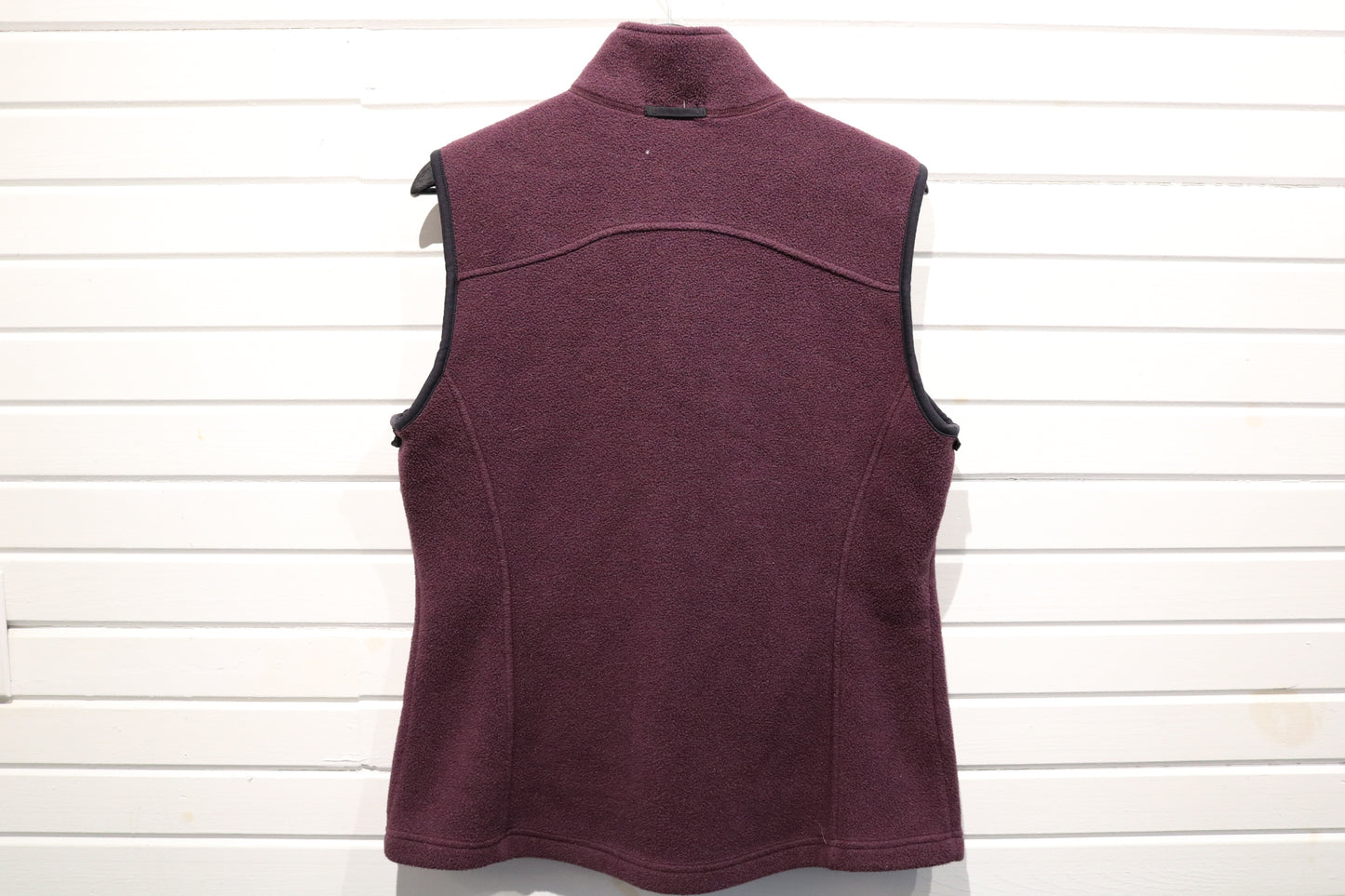 Eddie-Bauer Fleece Vest | Vintage 2000s Full-Zip Outdoor Layer | Maroon Classic