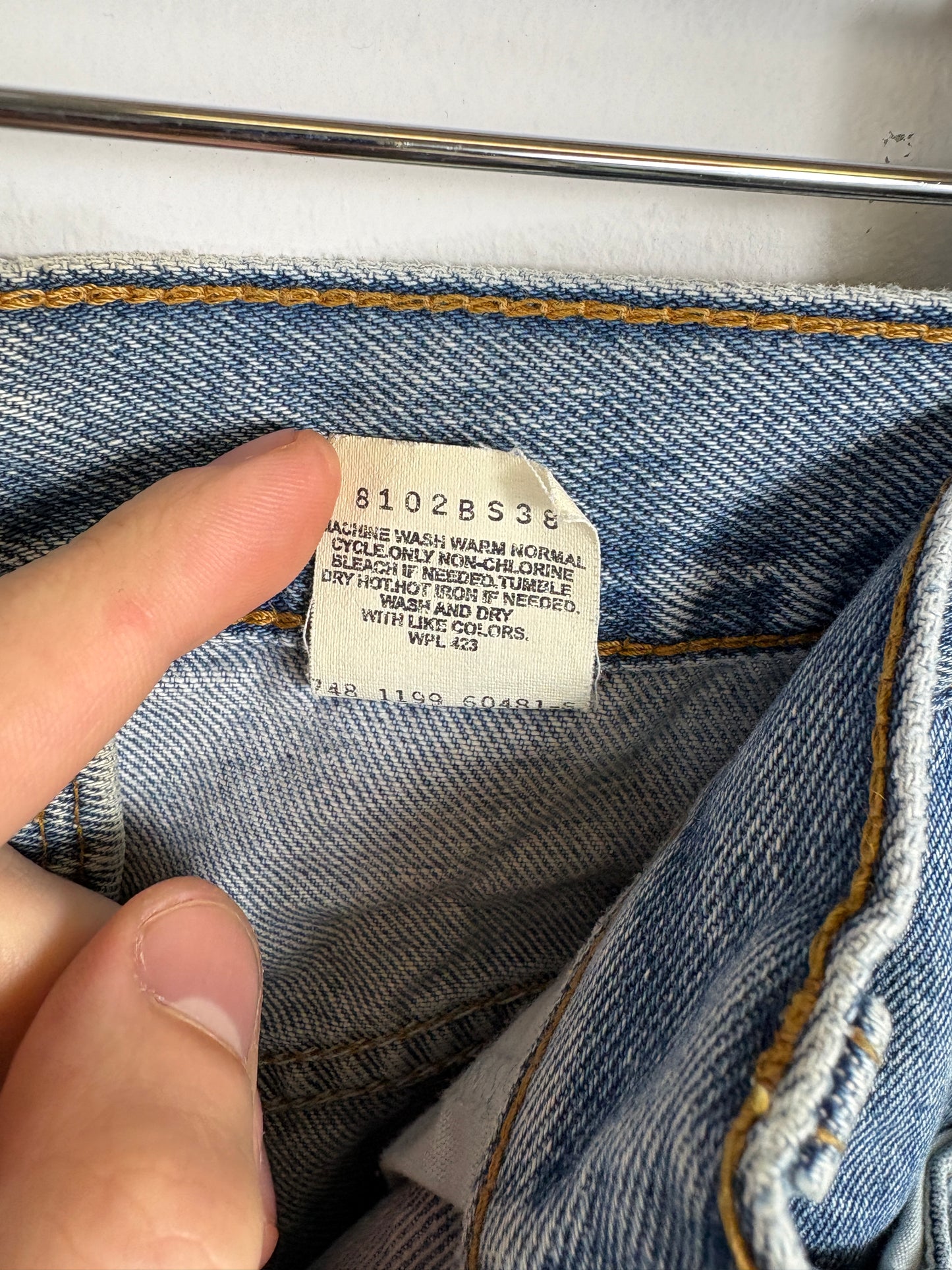 Levi's 550 Relaxed Fit Jeans | Vintage Light Wash Denim Pants | Classic 90s Straight Leg Style | Size 36x32