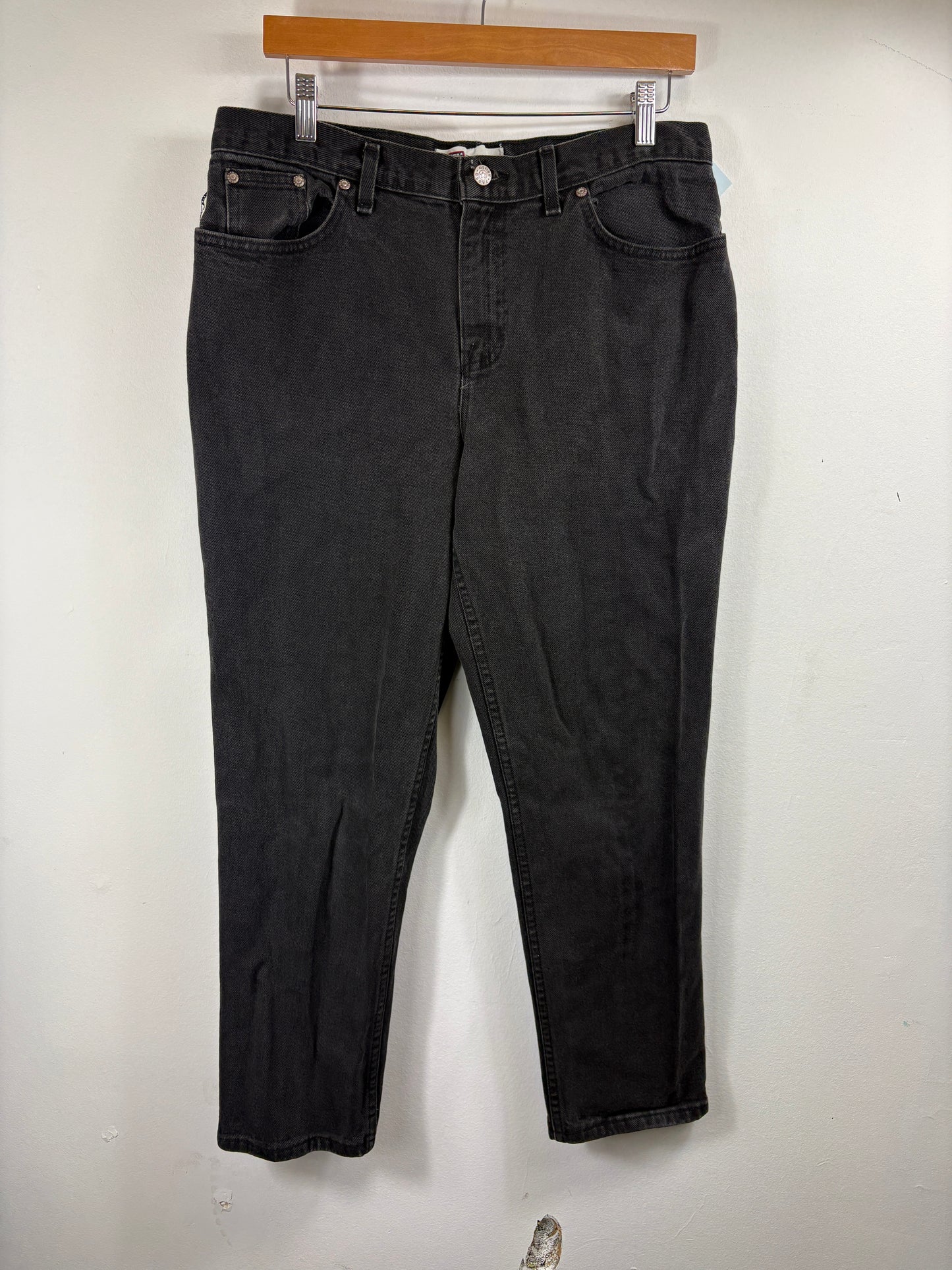 Classic Black Denim Jeans | Vintage 1990s Tapered Fit Denim Pants | Casual Everyday Style