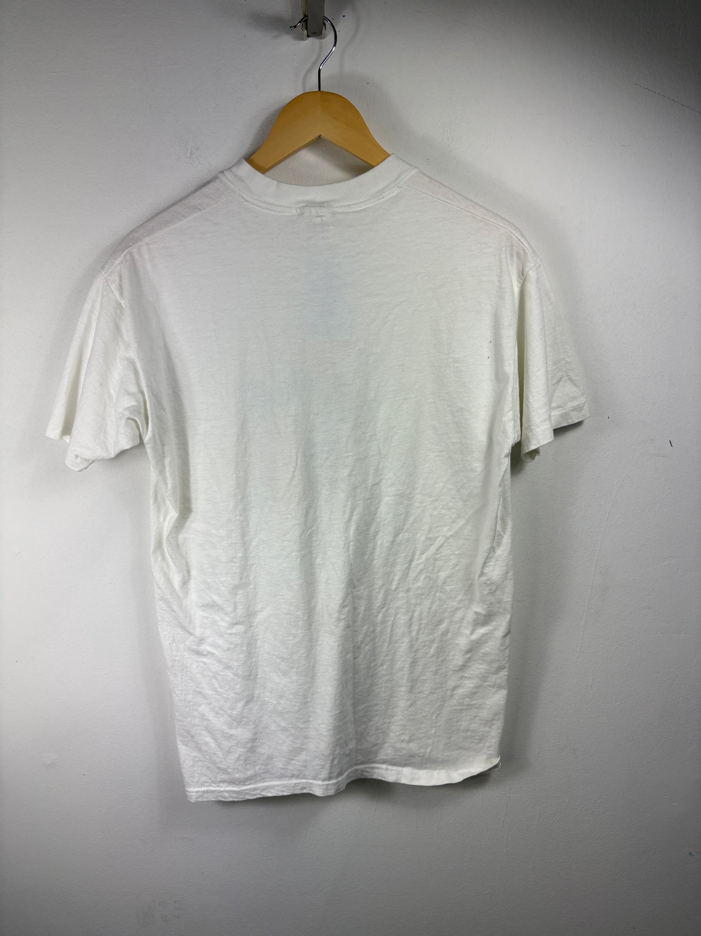 Opus Penguin T-Shirt | Vintage 1980s Cartoon Comic Graphic Tee | Classic Novelty Unisex Top