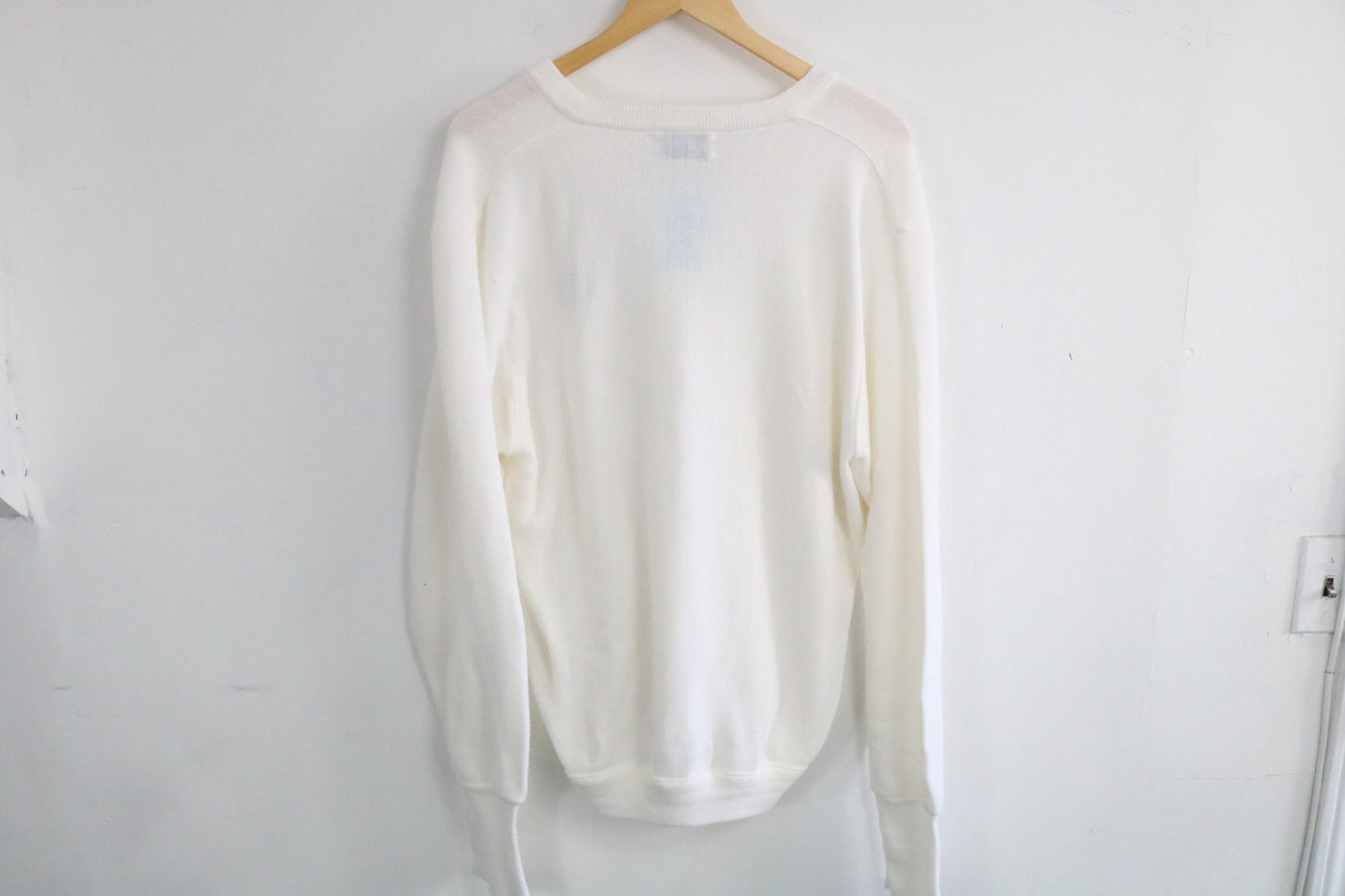 Izod V-Neck Sweater | Vintage 1980s Cream Pullover Crest Embroidery | Classic Preppy Knit Top
