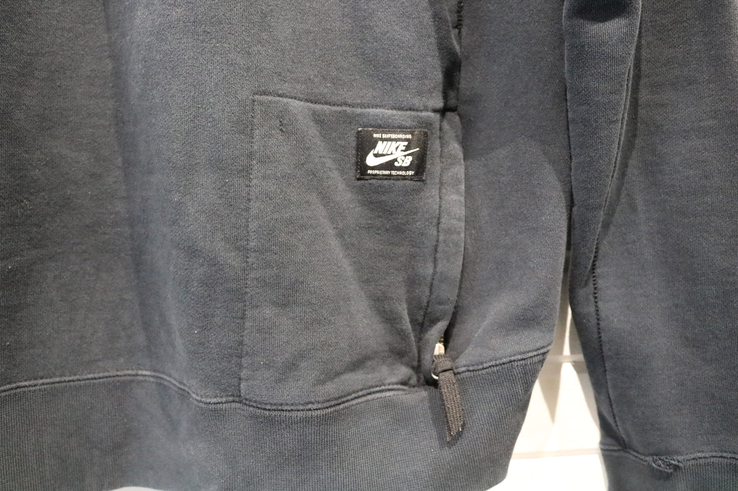 Nike-SB Crewneck Sweatshirt | Vintage Skateboarding Pullover Knit | Classic Raglan Faded Black Top