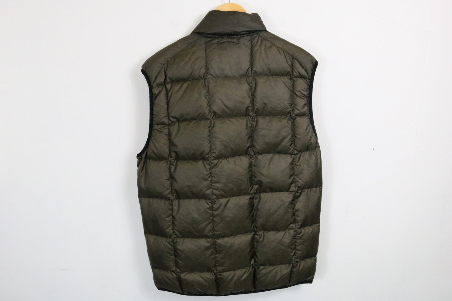 Eddie-Bauer Goose Down Vest | Vintage Olive Green Puffer Outerwear | Insulated Menswear Layer