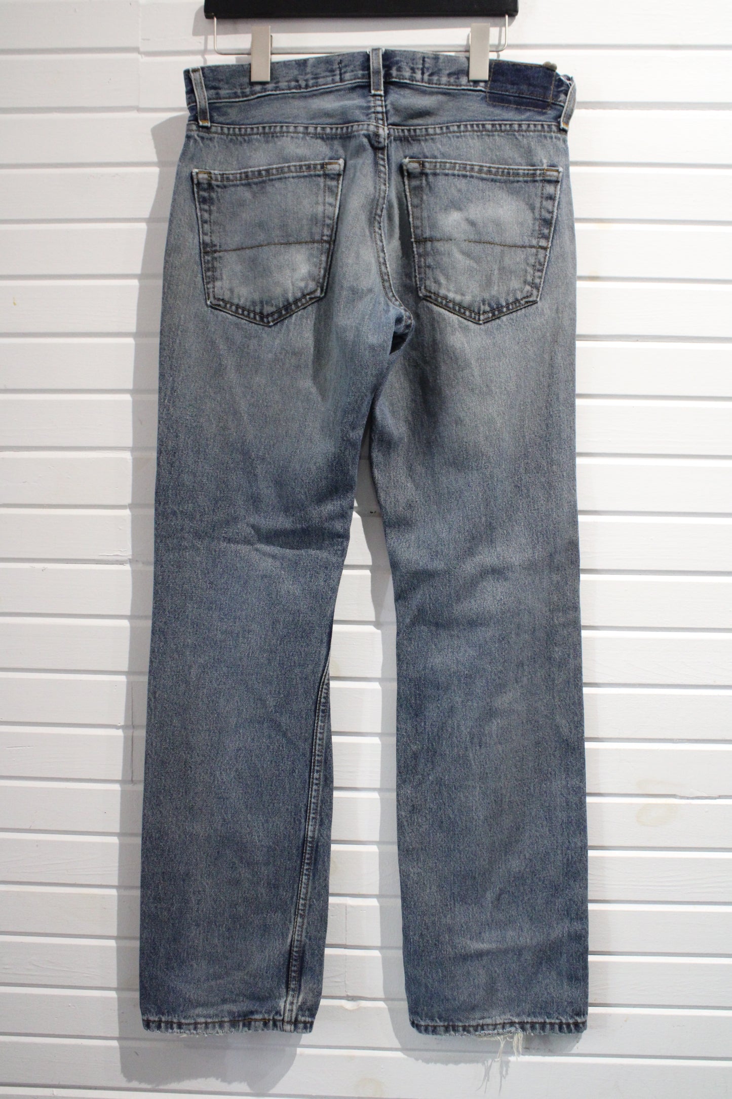Denizen Straight-Leg Jeans | Vintage Faded Blue Denim Pants | Classic Everyday Wear