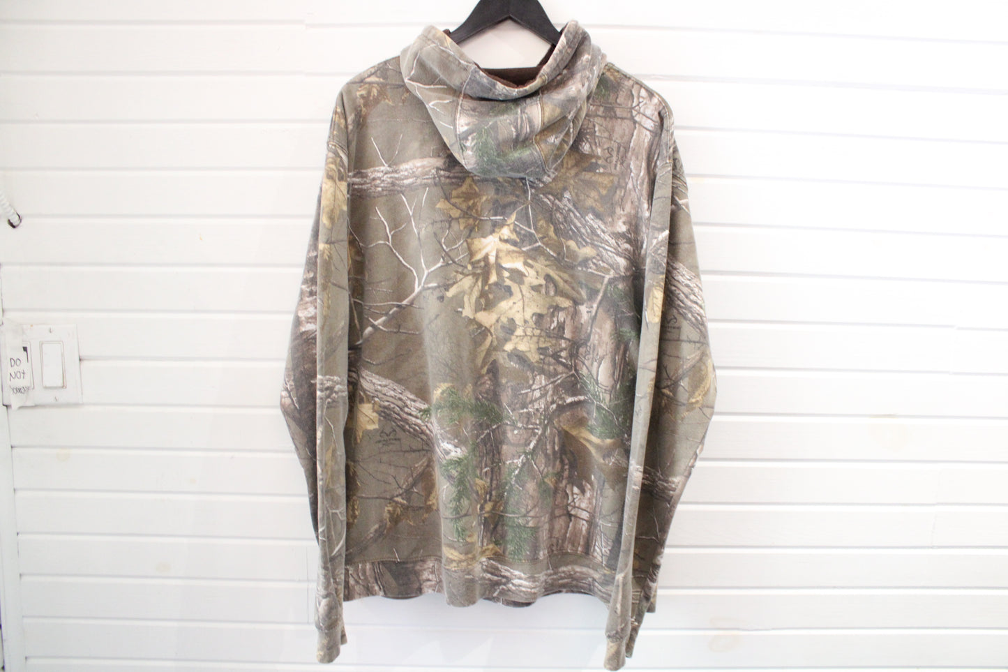 Realtree Hoodie | Vintage Camouflage Outdoor Hunting Hoody Sweater | Classic Woodland Pattern Hooded Sweatshirt