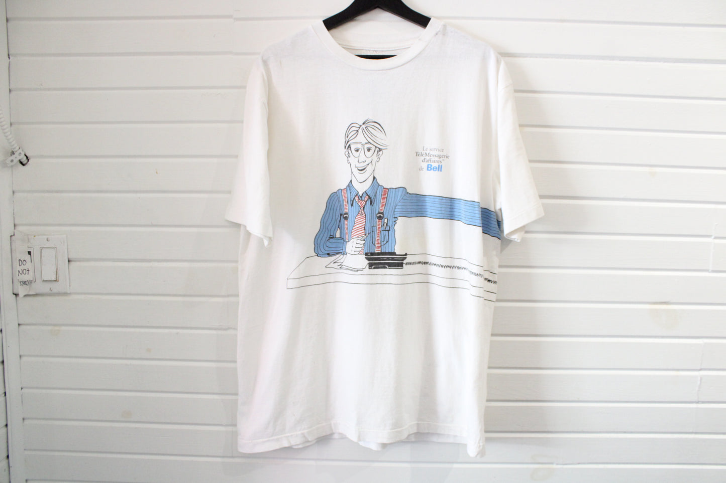 Bell TeleMessaging Graphic T-Shirt | Vintage 80s Illustrated Tech Cartoon Tee | Retro Officewear