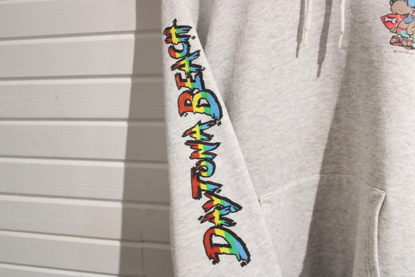 Salty-Dog Surf Shop Hoodie | Vintage 1990s Daytona Beach Graphic Pullover | Cartoon Dog Sweatshirt