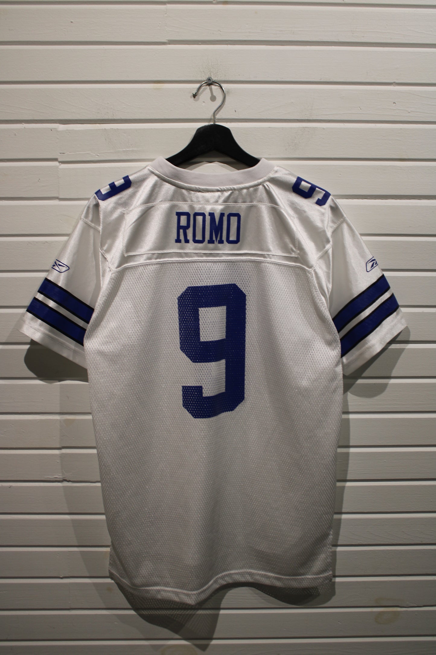 Dallas Cowboys Romo Jersey | Vintage NFL 2000s Football Shirt | Number 9 Reebok Team Gear