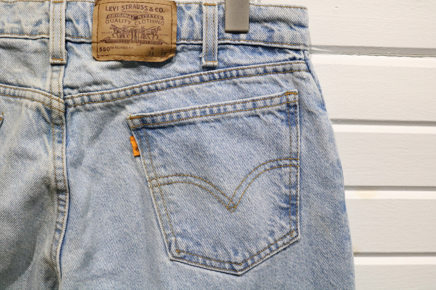 Levi's 550 Relaxed-Fit Jeans | Vintage 90s Light Wash Denim Pants | Classic Straight-Leg Casual Trousers