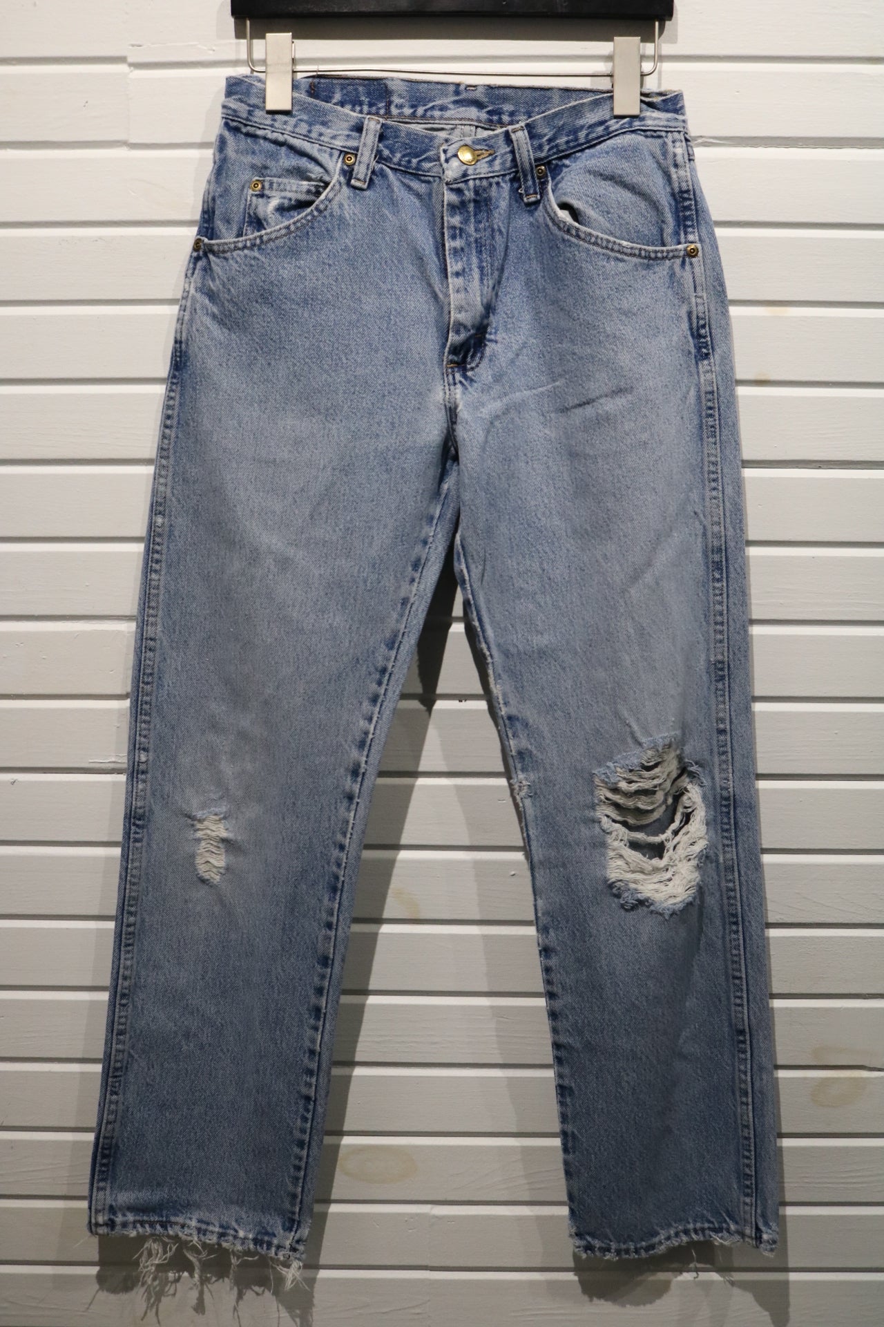 Wrangler Jeans | Vintage 90s Distressed Light-Wash Denim Pants | Classic Regular Fit Casual Style
