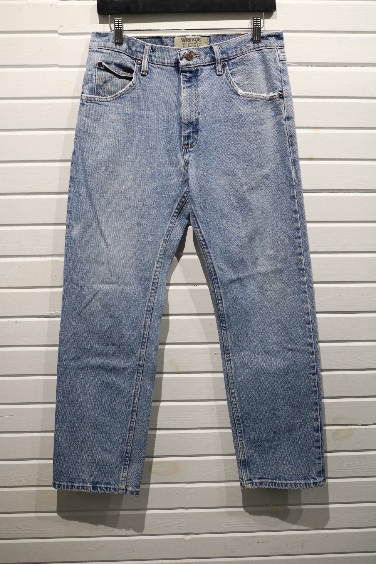 Wrangler Jeans | Vintage Light Wash Straight Leg Denim Pants | Classic Everyday Casual Wear