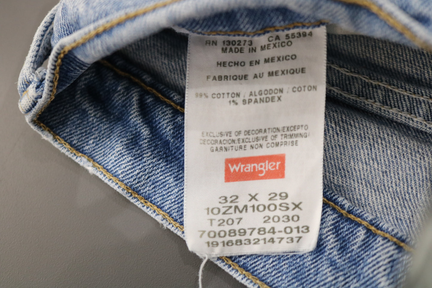 Wrangler Jeans | Vintage 2000s Faded Straight-Leg Denim Pants | Classic Everyday Western Style Clothing