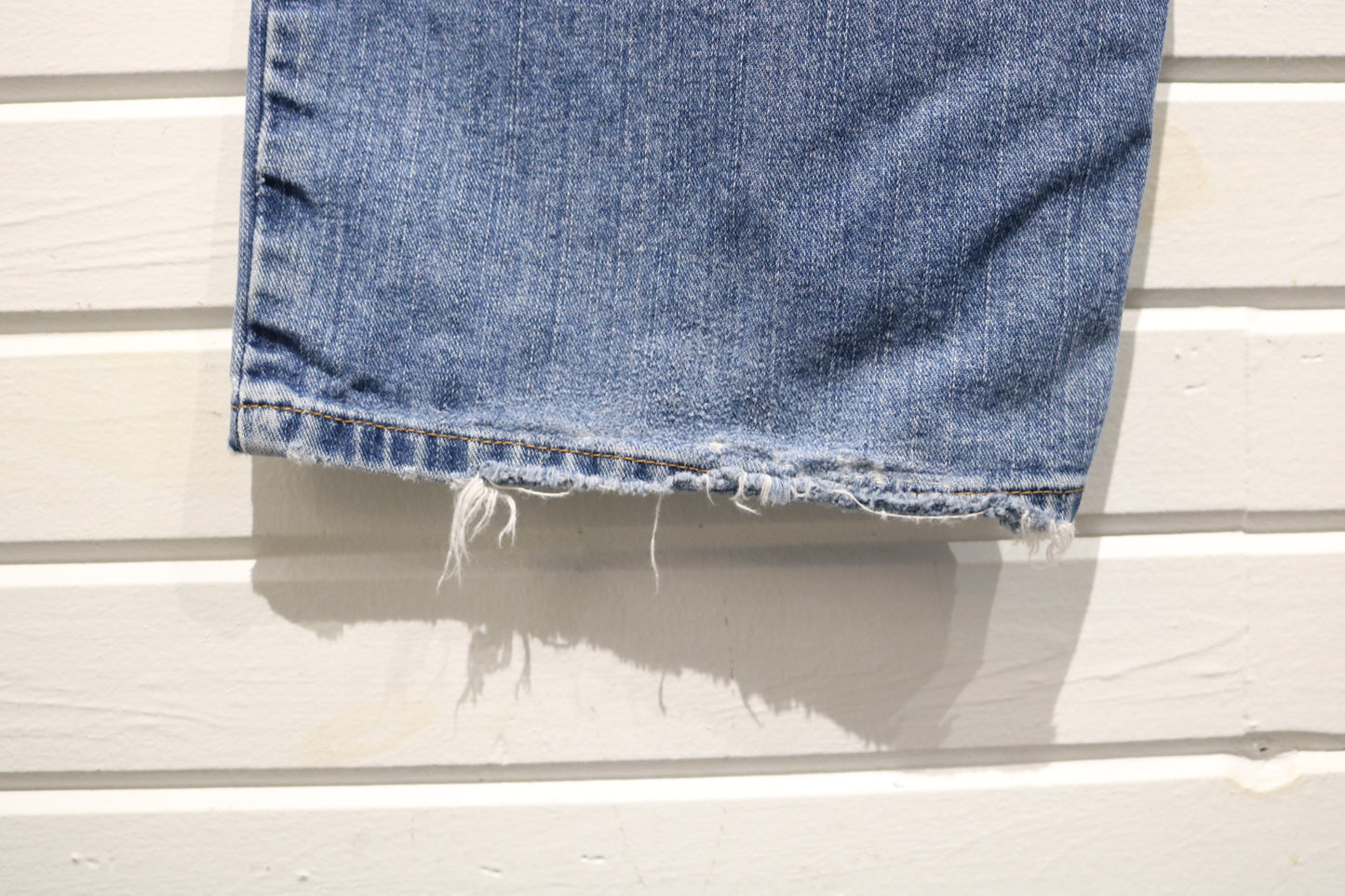 Tommy-Hilfiger Relaxed-Fit Blue Jeans | Vintage 90s Straight-Leg Denim Pants | Classic Flag Patch Style