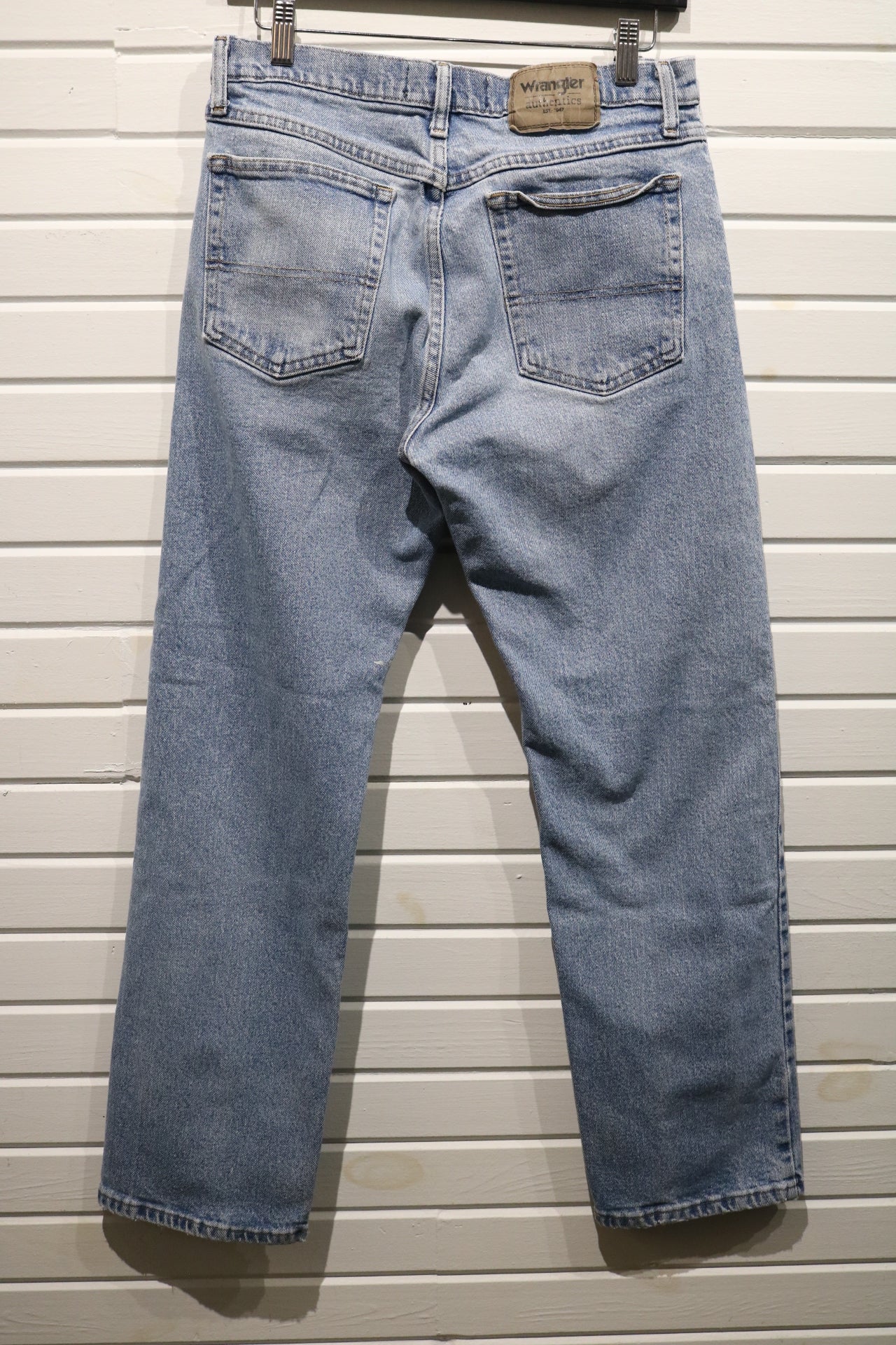 Wrangler Jeans | Vintage 90s Light Wash Straight Fit Denim Pants | Classic Everyday Menswear