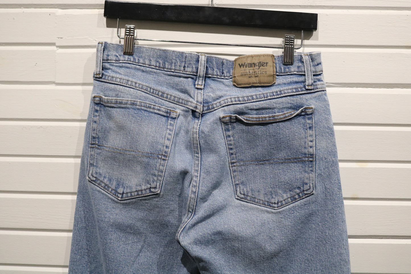 Wrangler Jeans | Vintage 90s Light Wash Straight Fit Denim Pants | Classic Everyday Menswear