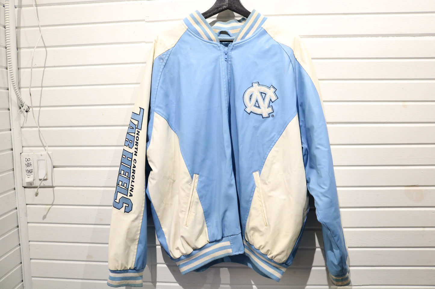 North-Carolina Tar-Heels Jacket | Vintage 2000s Collegiate Varsity Bomber | Classic Sports Outerwear