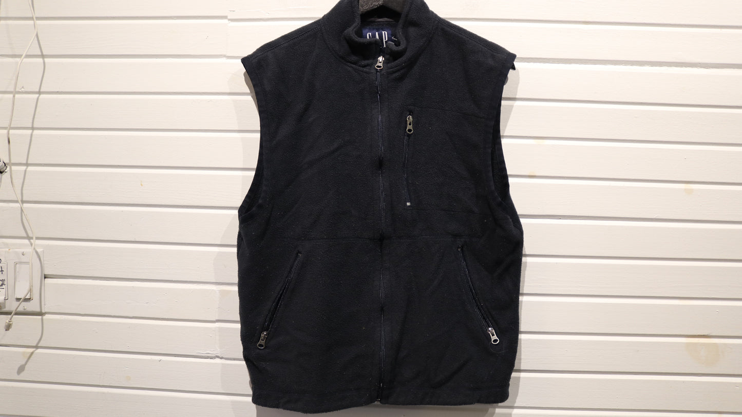 GAP Fleece Vest | Vintage Black Zip-Up Sleeveless Outdoor Vest | Classic Outdoor Layer