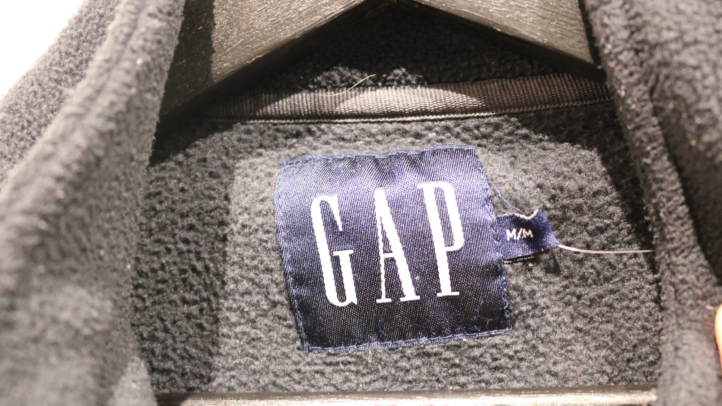 GAP Fleece Vest | Vintage Black Zip-Up Sleeveless Outdoor Vest | Classic Outdoor Layer