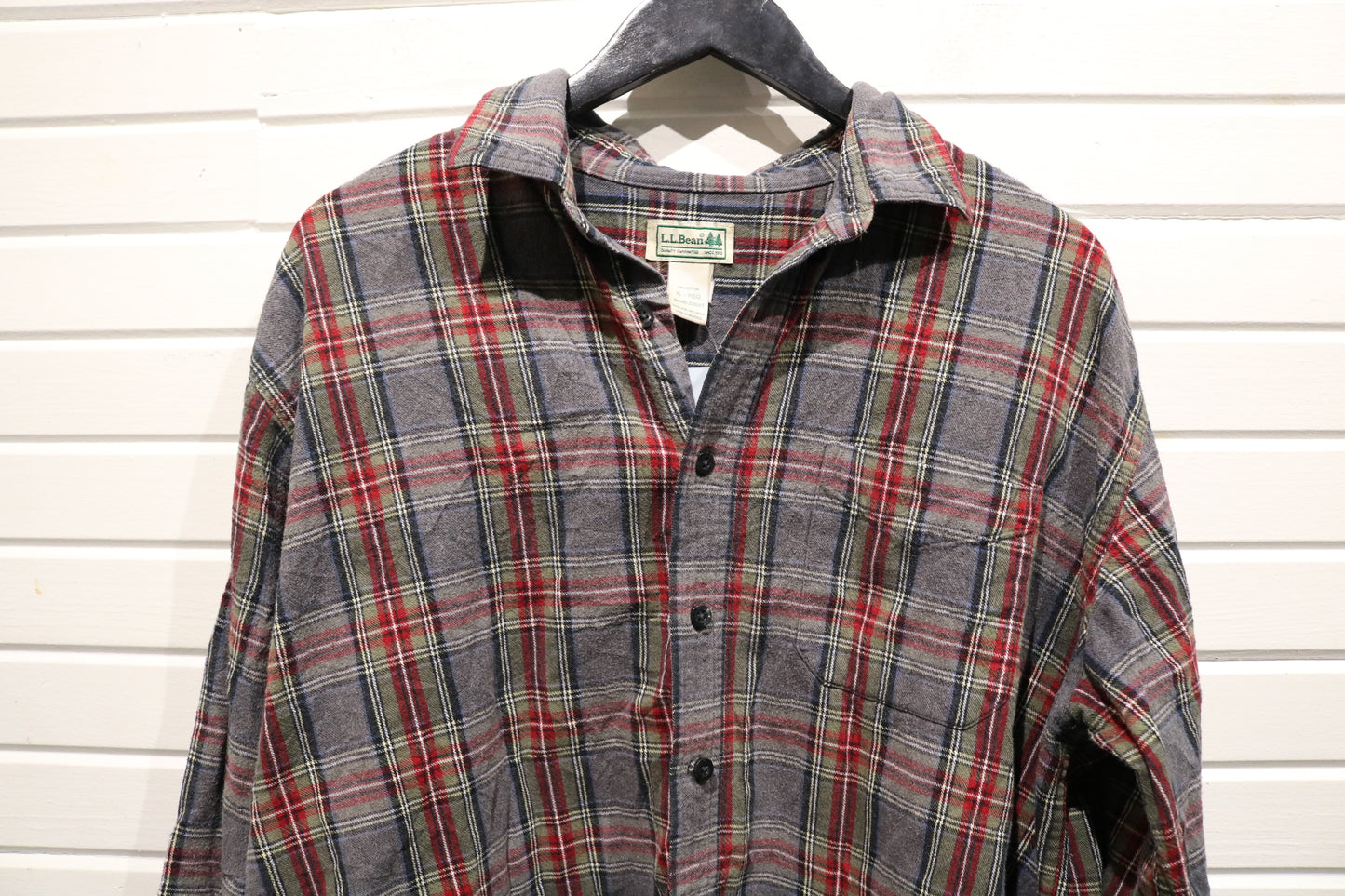 L.L.Bean Plaid Button-Up Shirt | Vintage Classic Flannel Long Sleeve Top | Men's/Women's Casual Wear