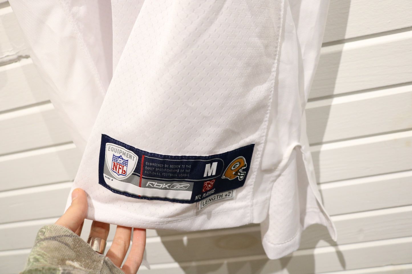 Green-Bay Packers Brett-Favre Jersey | Vintage 2000s Authentic NFL Football Shirt | White Game Day Apparel