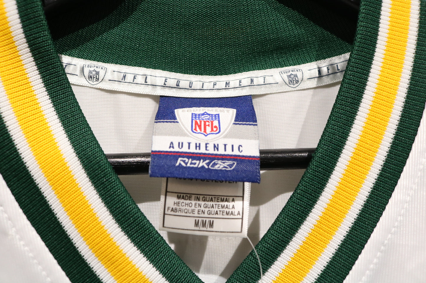 Green-Bay Packers Brett-Favre Jersey | Vintage 2000s Authentic NFL Football Shirt | White Game Day Apparel