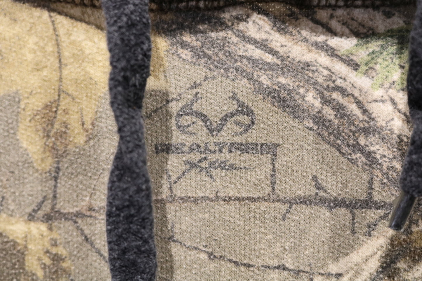 Realtree Camouflage Hoodie | Vintage Woodland Camo Hunting Pullover Sweatshirt | Outdoor Gear