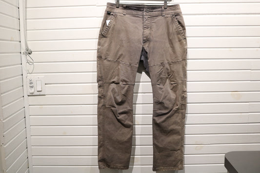 Kuhl Rugged Work Pants | Vintage Utility Outdoor Trousers | Reinforced Canvas Adventure Wear