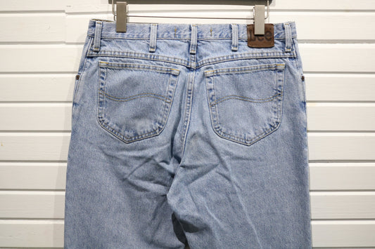 Lee Jeans | Vintage 90s Light Wash Regular Fit Denim Pants | Classic Straight-Leg Trousers