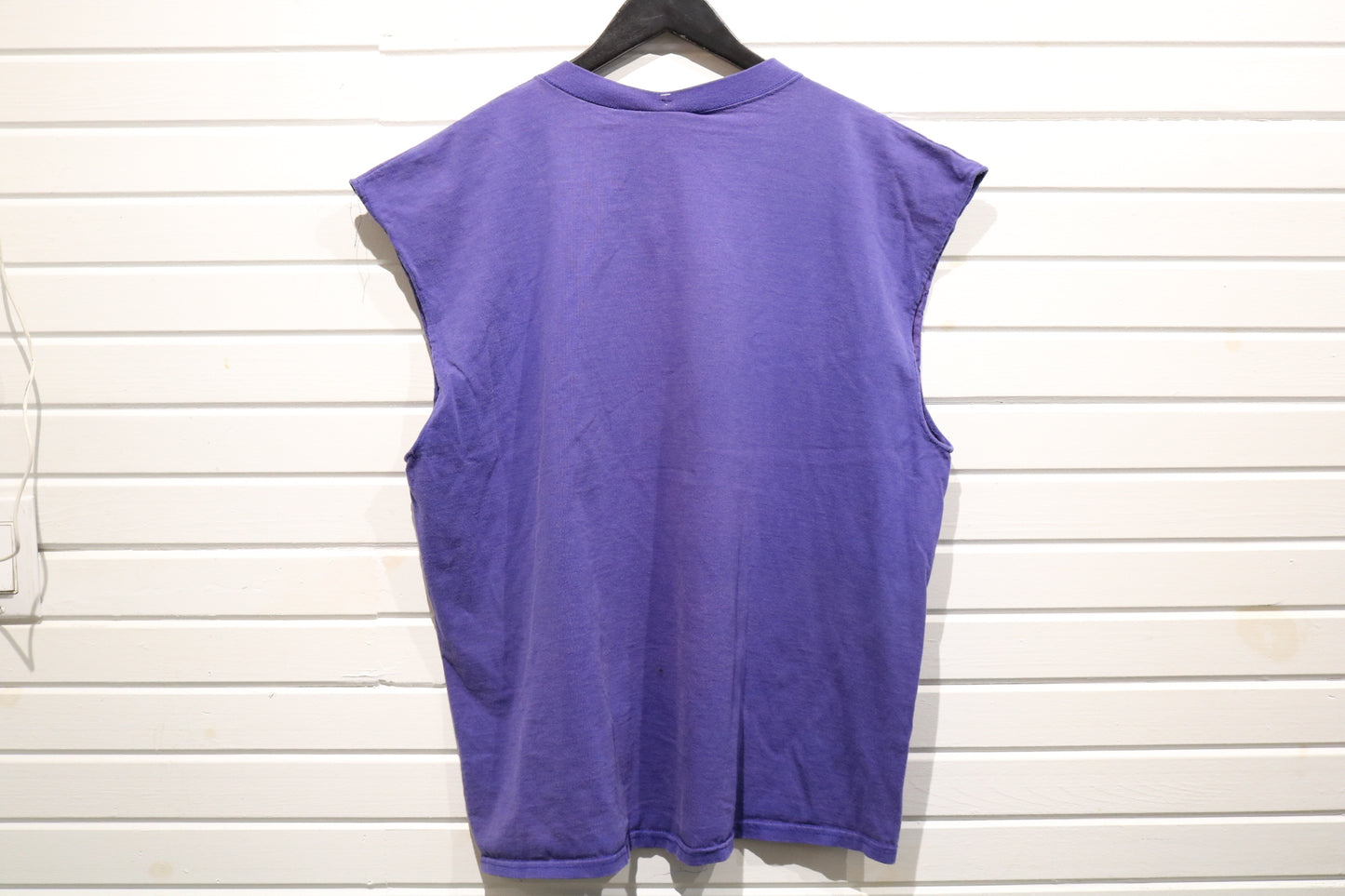 Planet-Hollywood Las Vegas Muscle Tee | Vintage 90s Sleeveless Graphic T-Shirt | Retro Tourist Souvenir Top