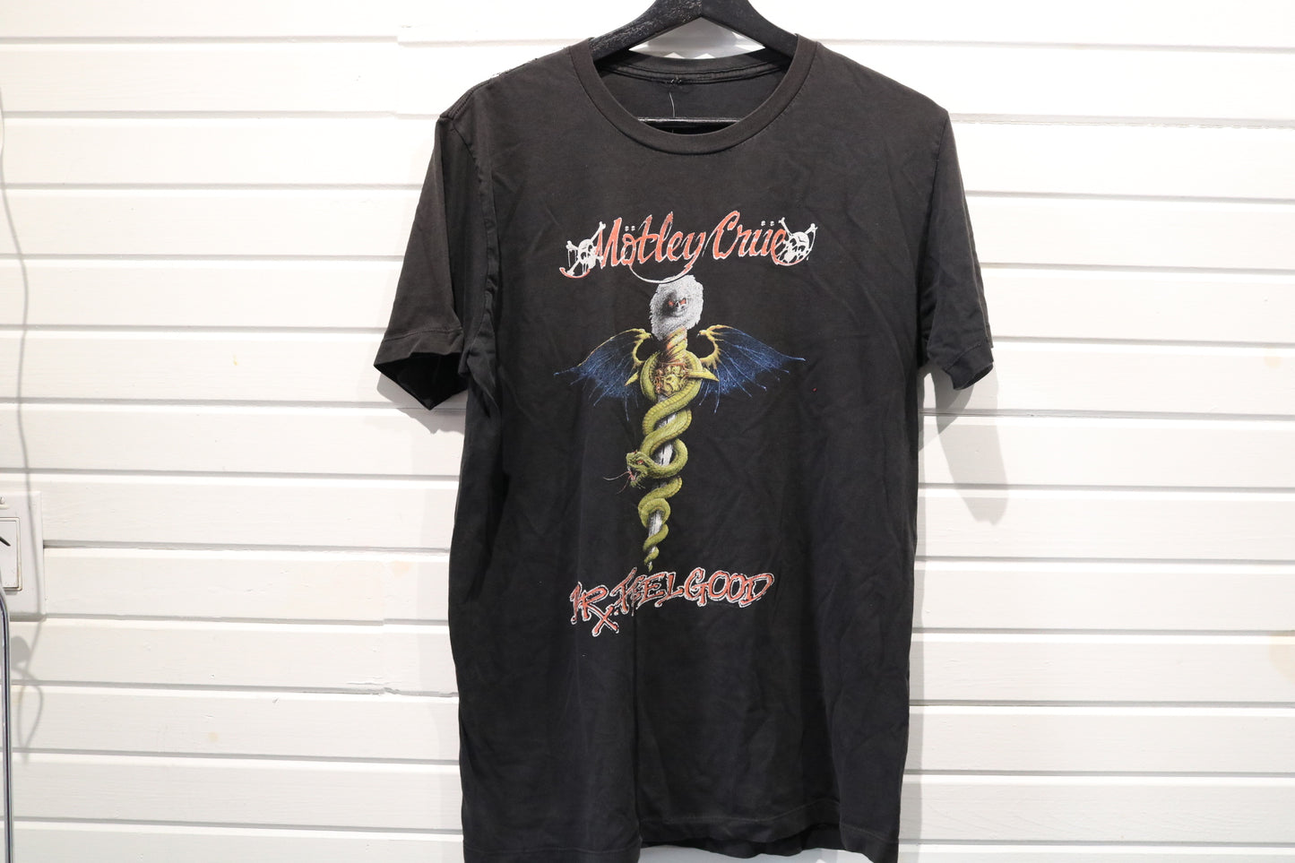 Motley-Crue T-Shirt | Vintage '80s Dr Feelgood Band Graphic Tee | Men's Rock Music Shirt