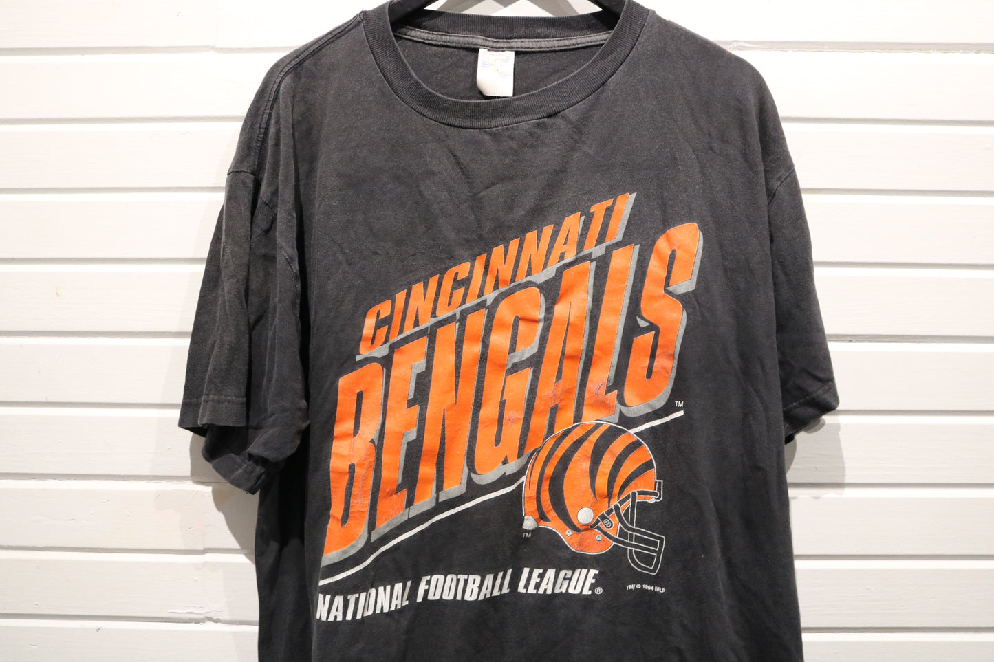 Cincinnati-Bengals T-Shirt | Vintage 1990s NFL Graphic Tee | Old School Football Fan Shirt | Black Orange Short Sleeve