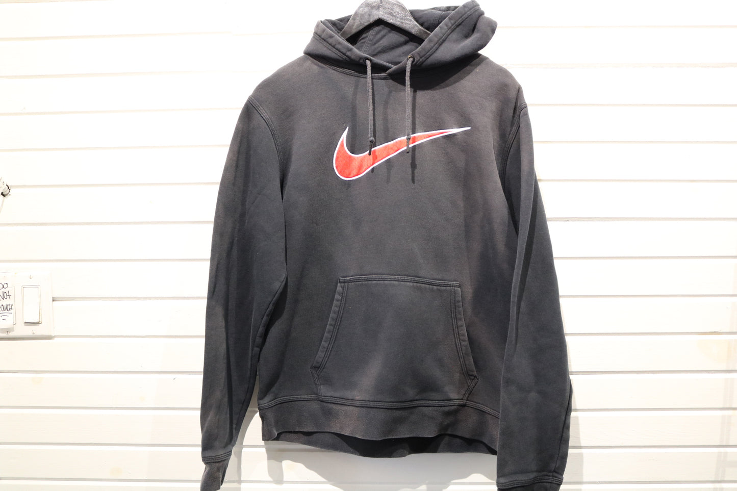 Nike Hoodie Sweatshirt | Vintage 2000s Black Pullover with Red Swoosh Logo | Classic Athletic Hoodie