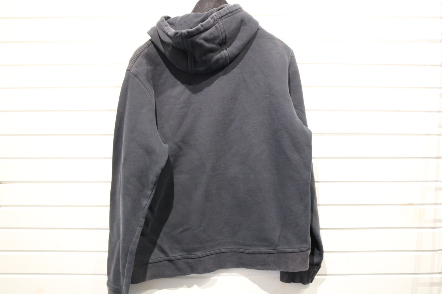 Nike Hoodie Sweatshirt | Vintage 2000s Black Pullover with Red Swoosh Logo | Classic Athletic Hoodie