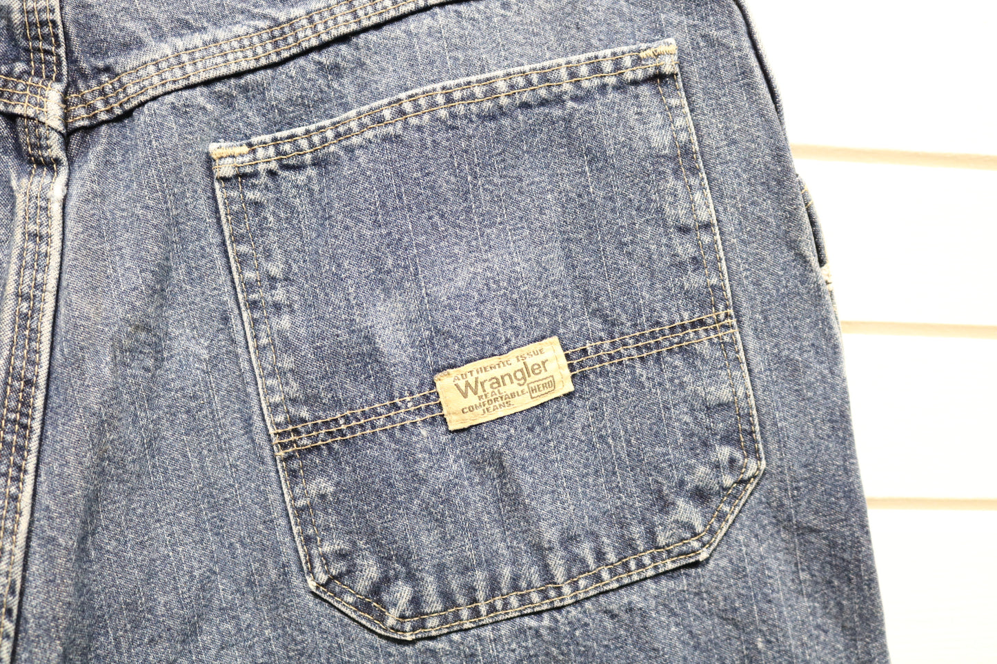 Wrangler Jean Shorts | Vintage 1990s Carpenter Denim Jorts | Classic Casual Streetwear