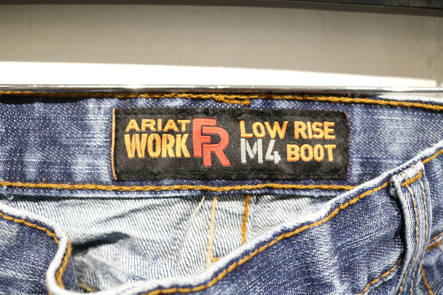 Ariat-Work Jeans | Vintage 2000s Low-Rise Bootcut Carpenter Denim Pants | Classic Western Workwear