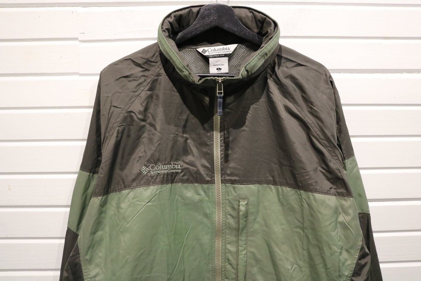 Columbia Sportswear Jacket | Vintage 90s Two-Tone Windbreaker Outerwear | Lightweight Outdoor Layer