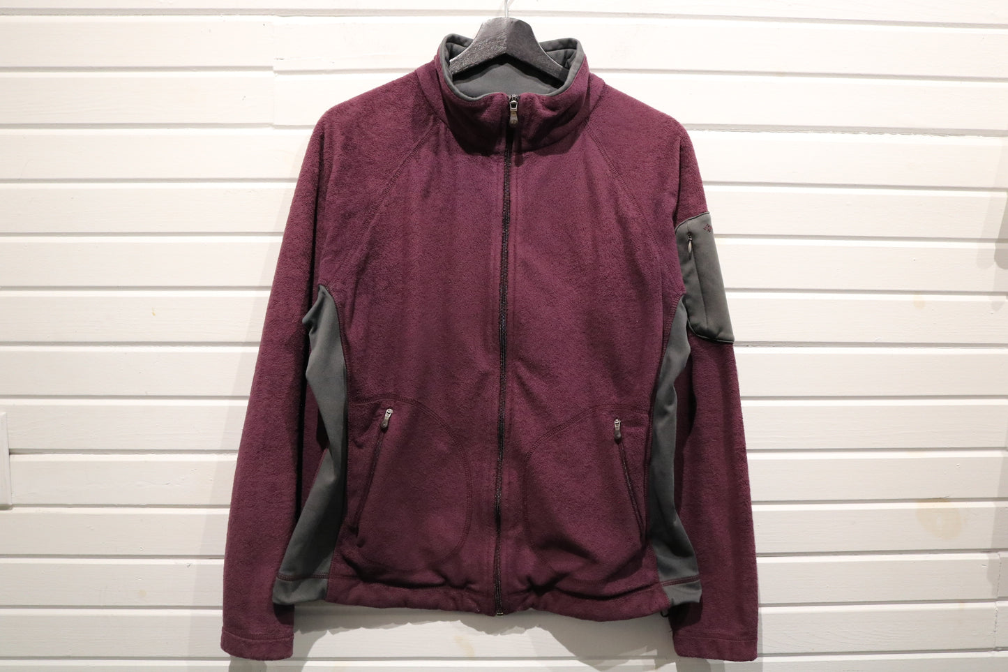 Columbia Sportswear Fleece Jacket | Vintage Women's Two-Tone Full-Zip Outdoor Jacket | Winter Layer