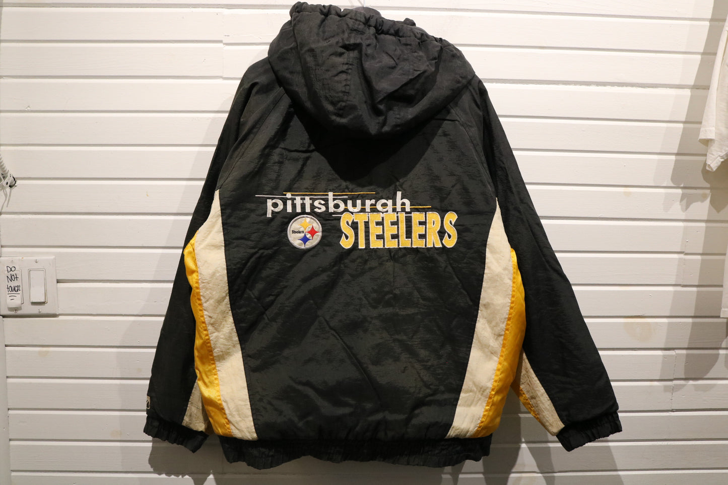 Pittsburgh-Steelers Logo 7 Jacket | Vintage 90s NFL Hooded Windbreaker | Black & Gold Team Outerwear
