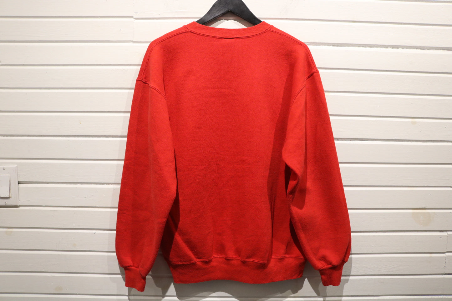 Hard-Rock-Cafe Chicago Sweater | Vintage Embroidered Logo Crewneck Sweatshirt | Classic Music Collectible Pullover