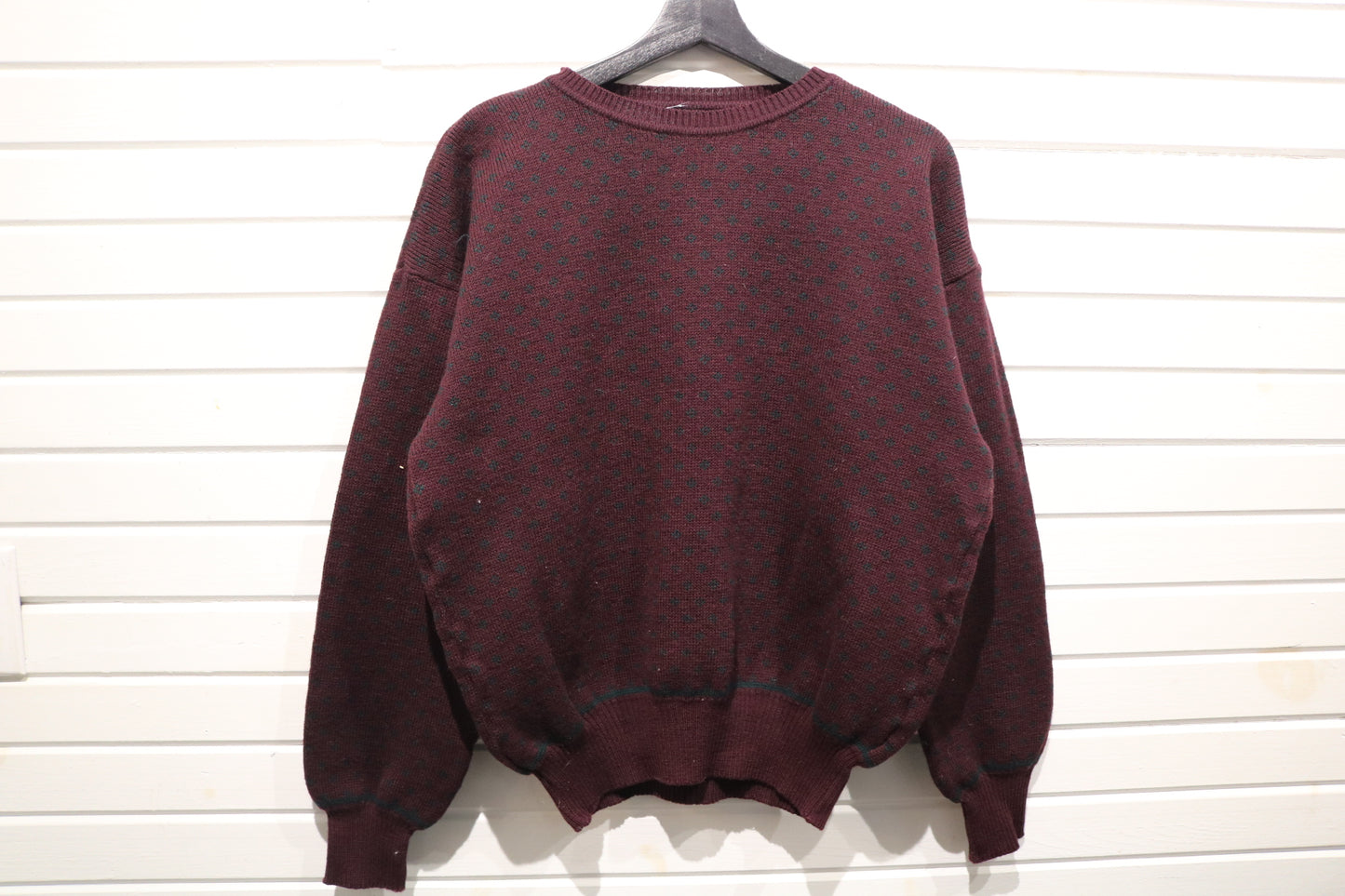 Vintage Burgundy Patterned Sweater | 90s Relaxed Fit Knit Pullover | Classic Crewneck Winterwear