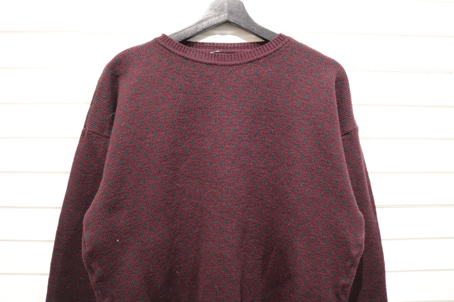 Vintage Burgundy Patterned Sweater | 90s Relaxed Fit Knit Pullover | Classic Crewneck Winterwear