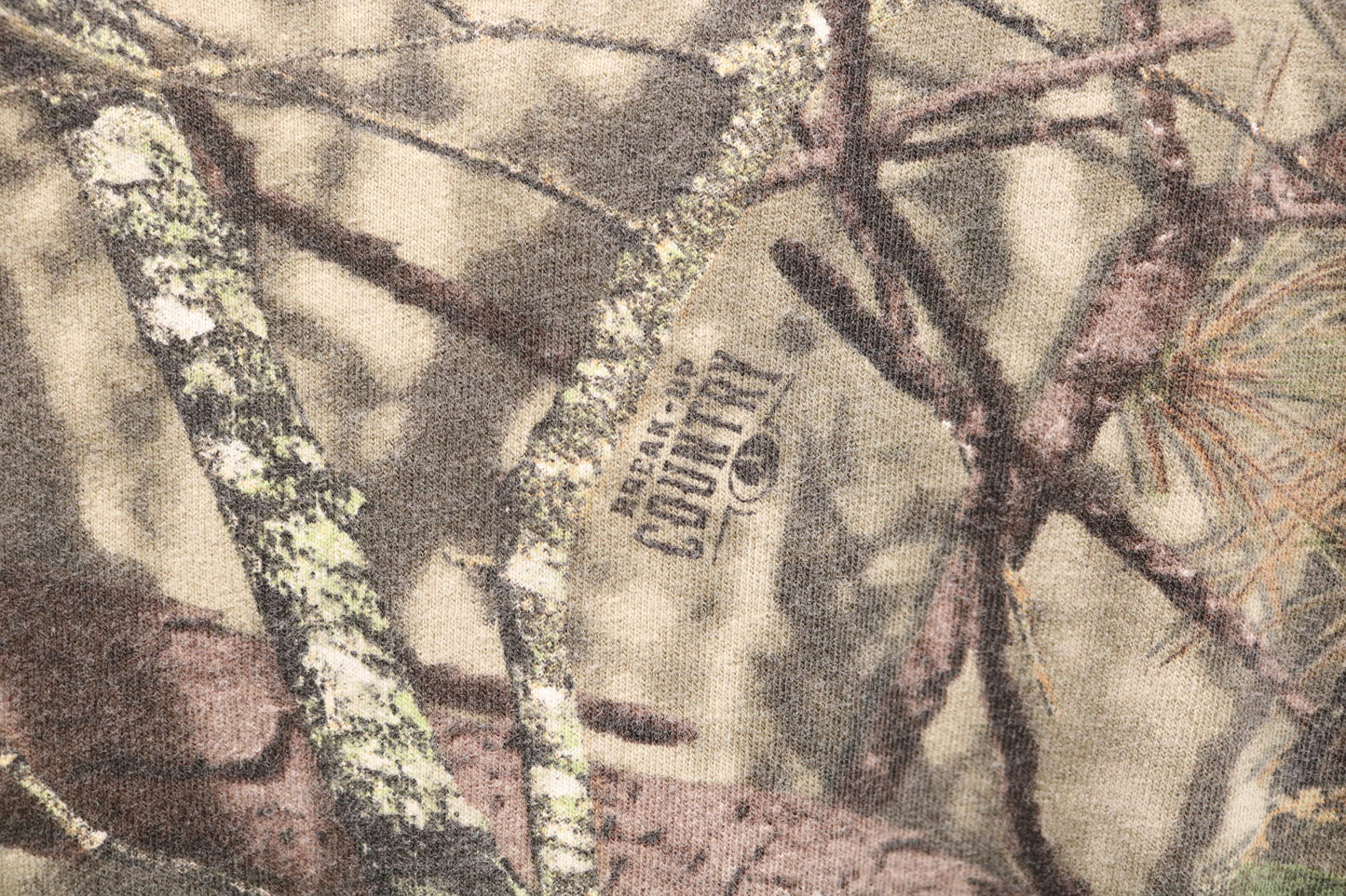 Mossy-Oak Break-Up Country Long Sleeve T-Shirt | Vintage Camouflage Hunting Tee | Outdoor Camo Apparel