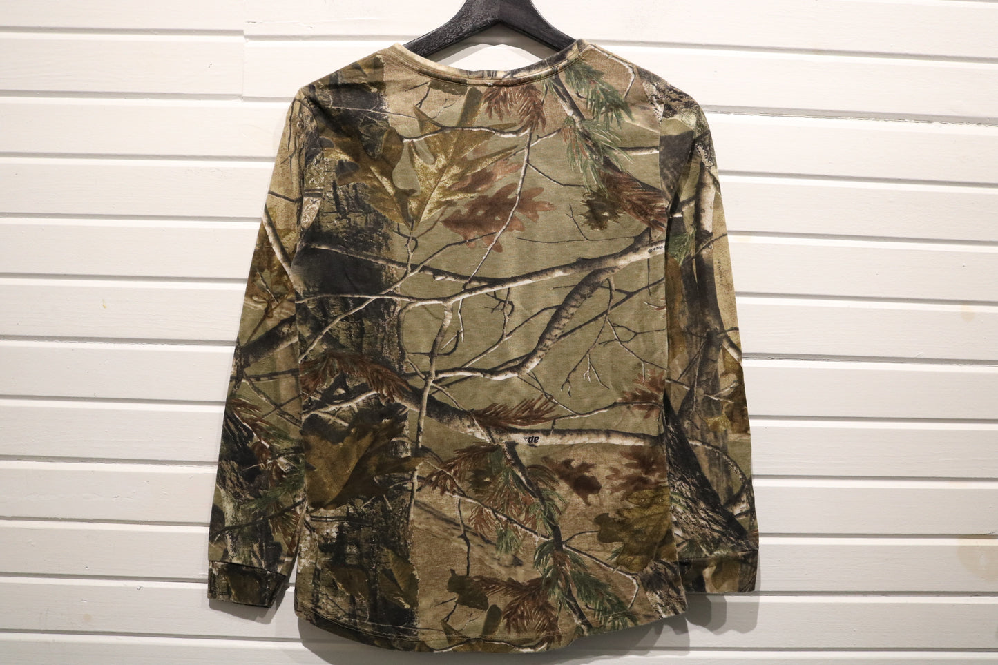 Realtree Camo Long Sleeve Tee | Vintage Woodland Pattern Hunting Shirt | Outdoor Camouflage Apparel