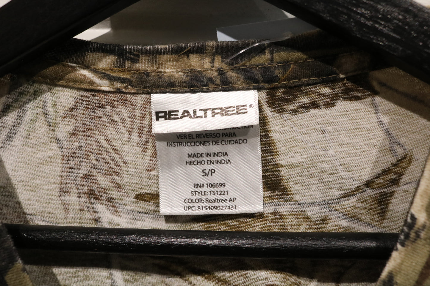 Realtree Camo Long Sleeve Tee | Vintage Woodland Pattern Hunting Shirt | Outdoor Camouflage Apparel