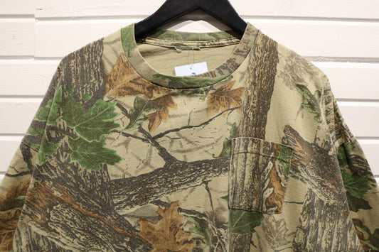 Real-Tree Woodland Camo T-Shirt | Vintage Allover Nature Print Outdoor Tee Shirt | Hunting Camouflage Gear