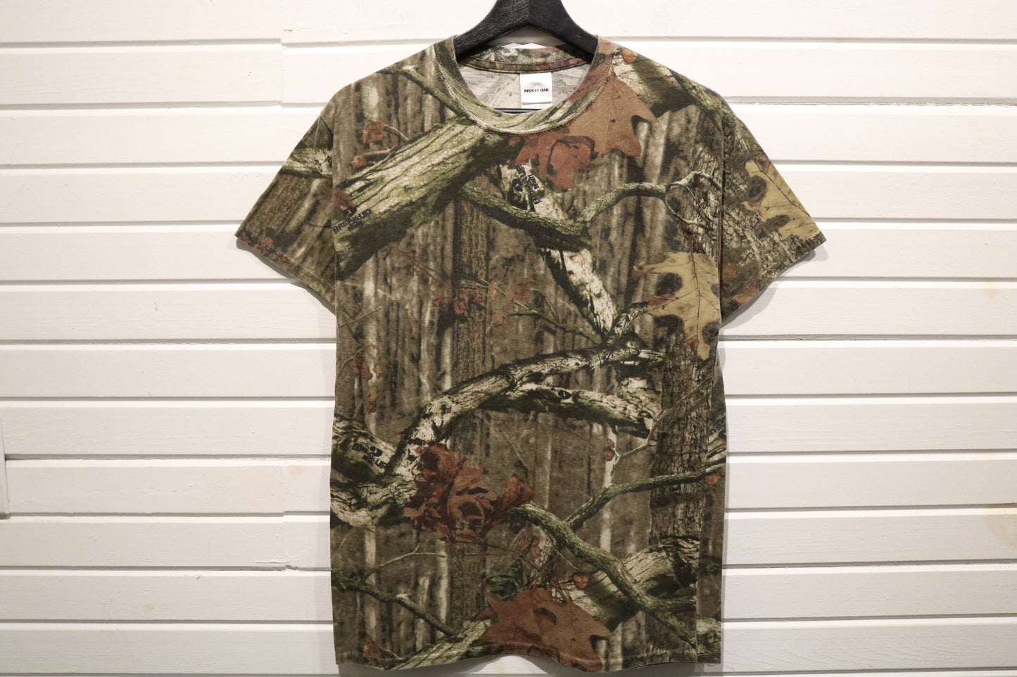 Mossy-Oak Camouflage T-Shirt | Vintage Outdoor Hunting Tee Shirt | Real Tree Pattern Casual Gear