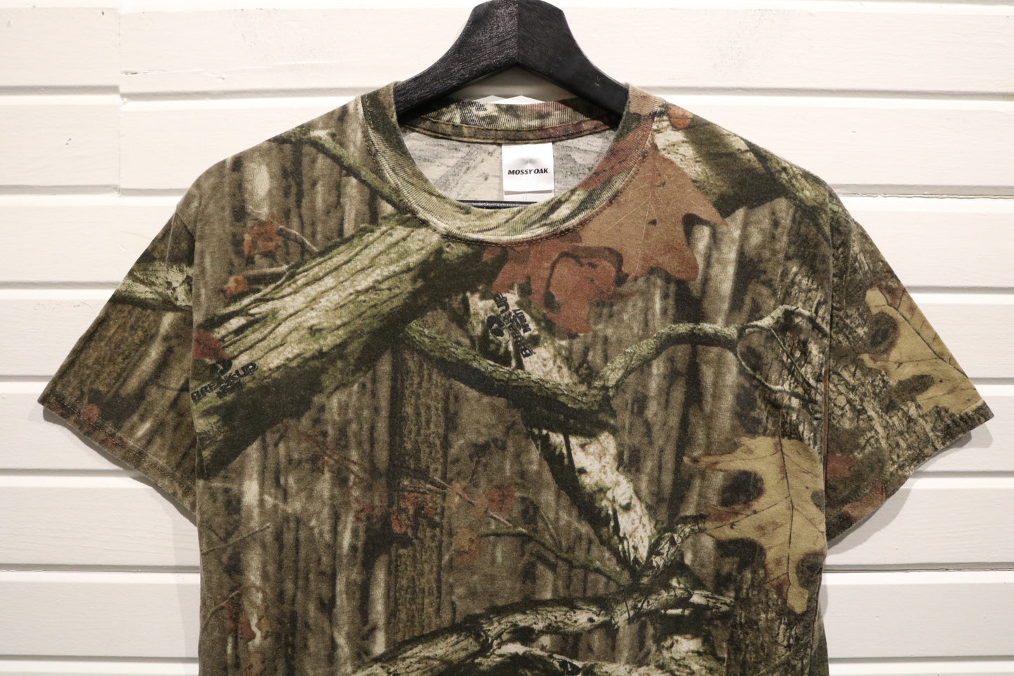 Mossy-Oak Camouflage T-Shirt | Vintage Outdoor Hunting Tee Shirt | Real Tree Pattern Casual Gear