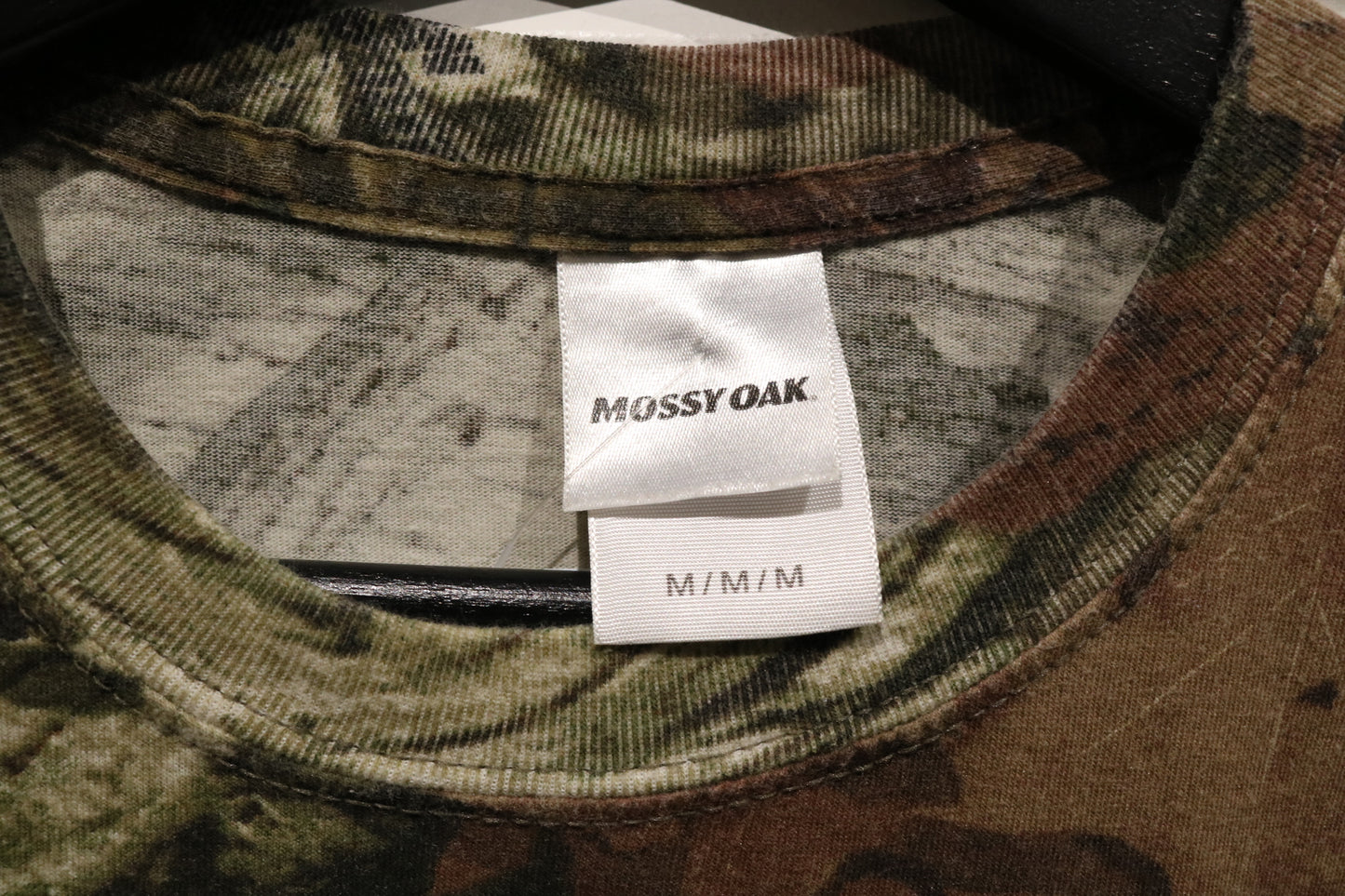 Mossy-Oak Camouflage T-Shirt | Vintage Outdoor Hunting Tee Shirt | Real Tree Pattern Casual Gear